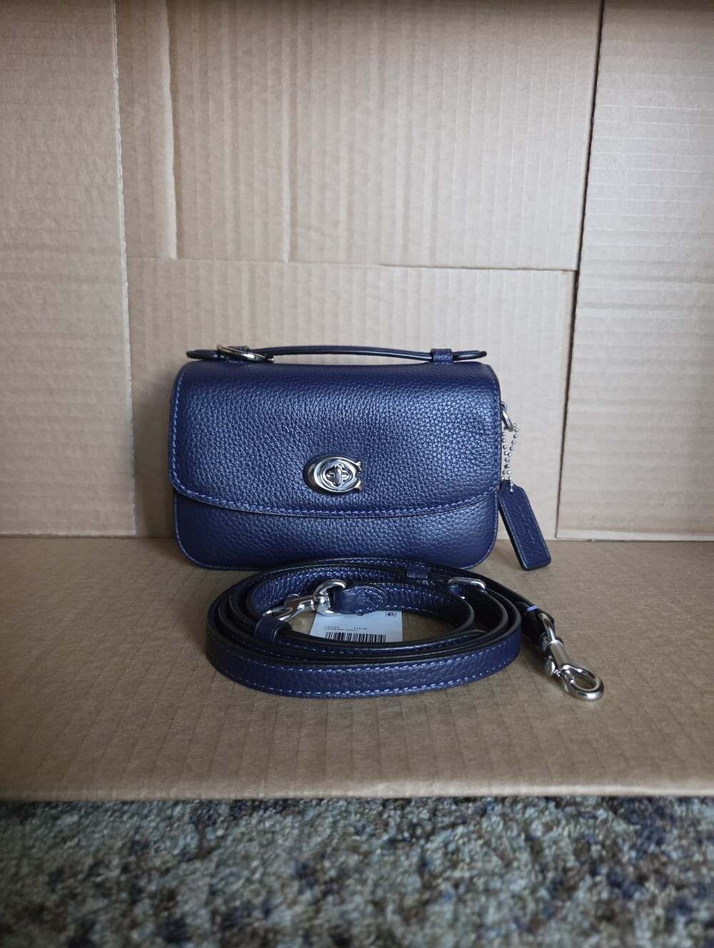 Coach Cassie 17 Bag In Navy